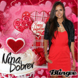 Nina Dobrev 